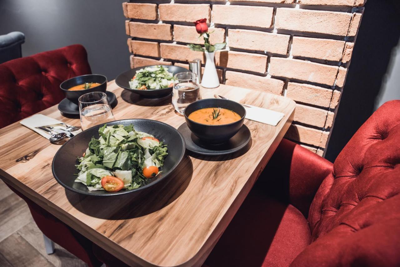 Tymbris Hotel Ескишехир Екстериор снимка